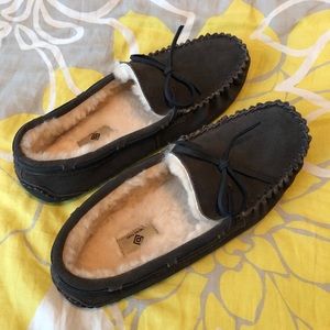 New in Box Dream Pairs Moccasin Slippers